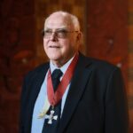 Tohunga Whakairo Rākau Clive Fugill receives New Zealand Royal Honour for services to Māori Art
